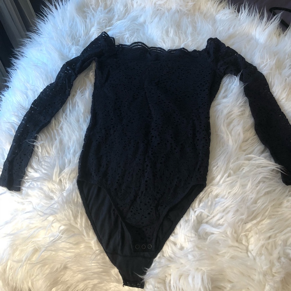 Scalloped lace body suit